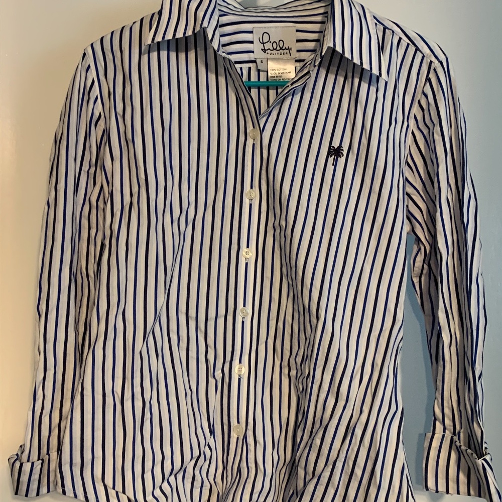 Lilly Pulitzer shirt